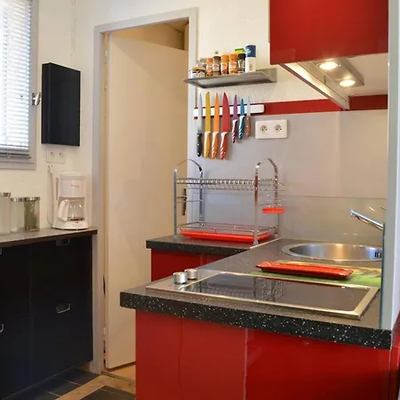 2 Pieces, Piscine, Parking, Proche - St Pierre La - Fr-1-229d-626 Apartment Saint-Pierre-la-Mer (Aude)